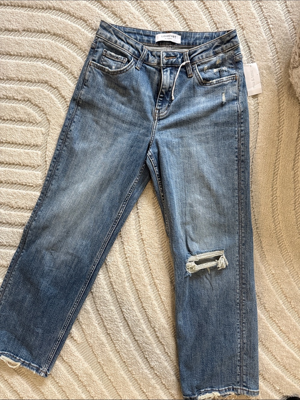 High-Rise Distressed Jeans - Light Blue